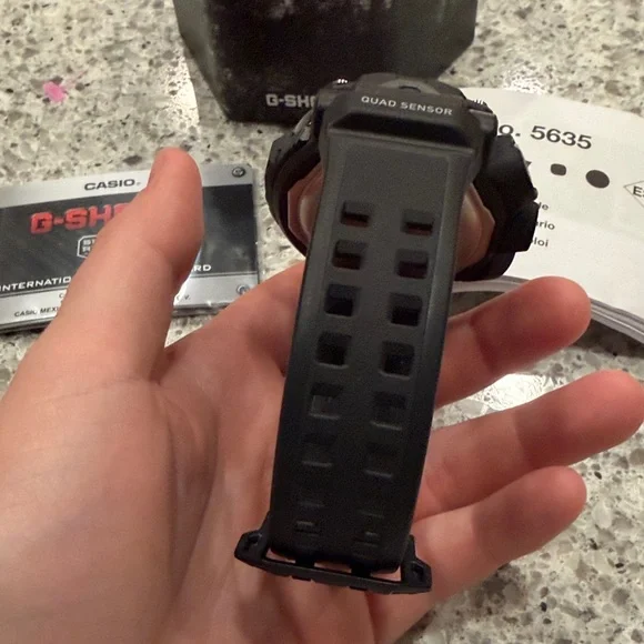 G-Shock Gravity Master GR-B200 Carbon Core Guard Pilot Watch - Picture 5 of 6